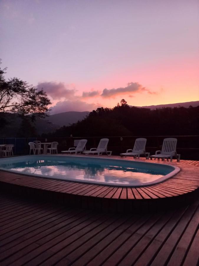 Aconchego Itaipava Hotel Екстериор снимка
